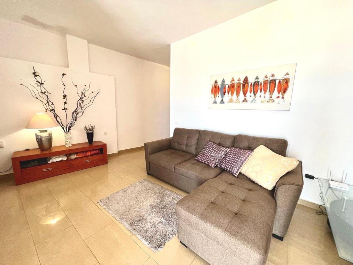 Alcamar Alquiler De Habitacion Privadas Con Bano Compartido Y Areas Comunes อัลกาลา ภายนอก รูปภาพ