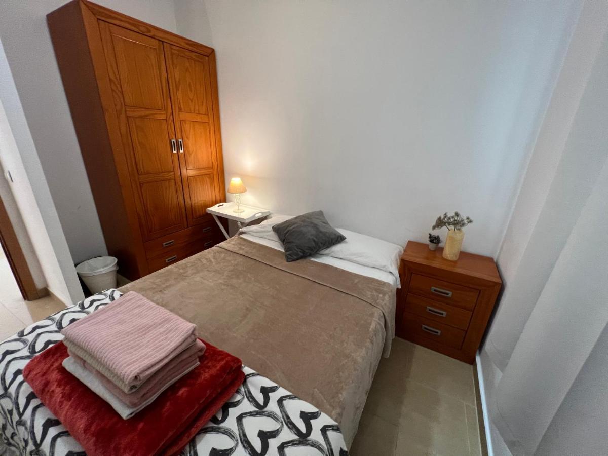 Alcamar Alquiler De Habitacion Privadas Con Bano Compartido Y Areas Comunes อัลกาลา ภายนอก รูปภาพ